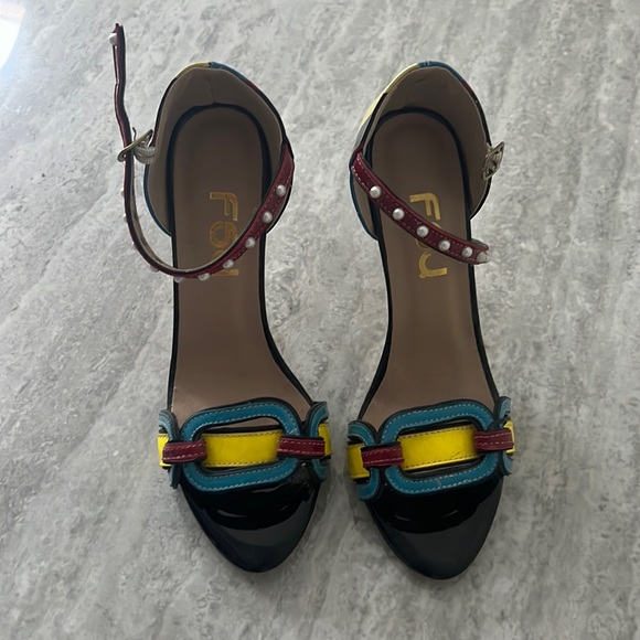 F5J Shoes - NWOT F5J open toe sandal